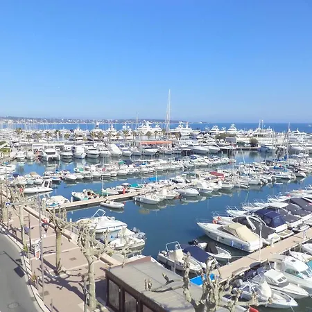 Apartment Seafront One-bedroom With Amazing View