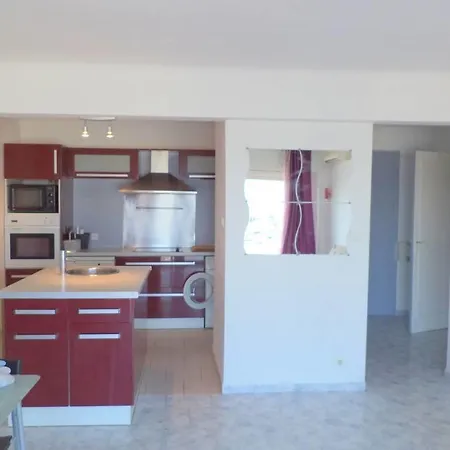 Apartment Seafront One-bedroom With Amazing View *
